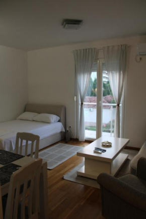 Delta studio apartman